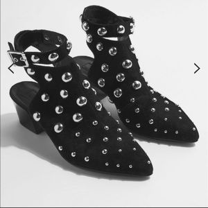 STUDDED BOOTS